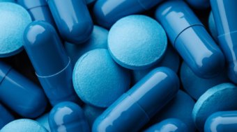 Close,Up,Of,Blue,Pills,Capsules.,Medicine,And,Pharmacy,Concept.